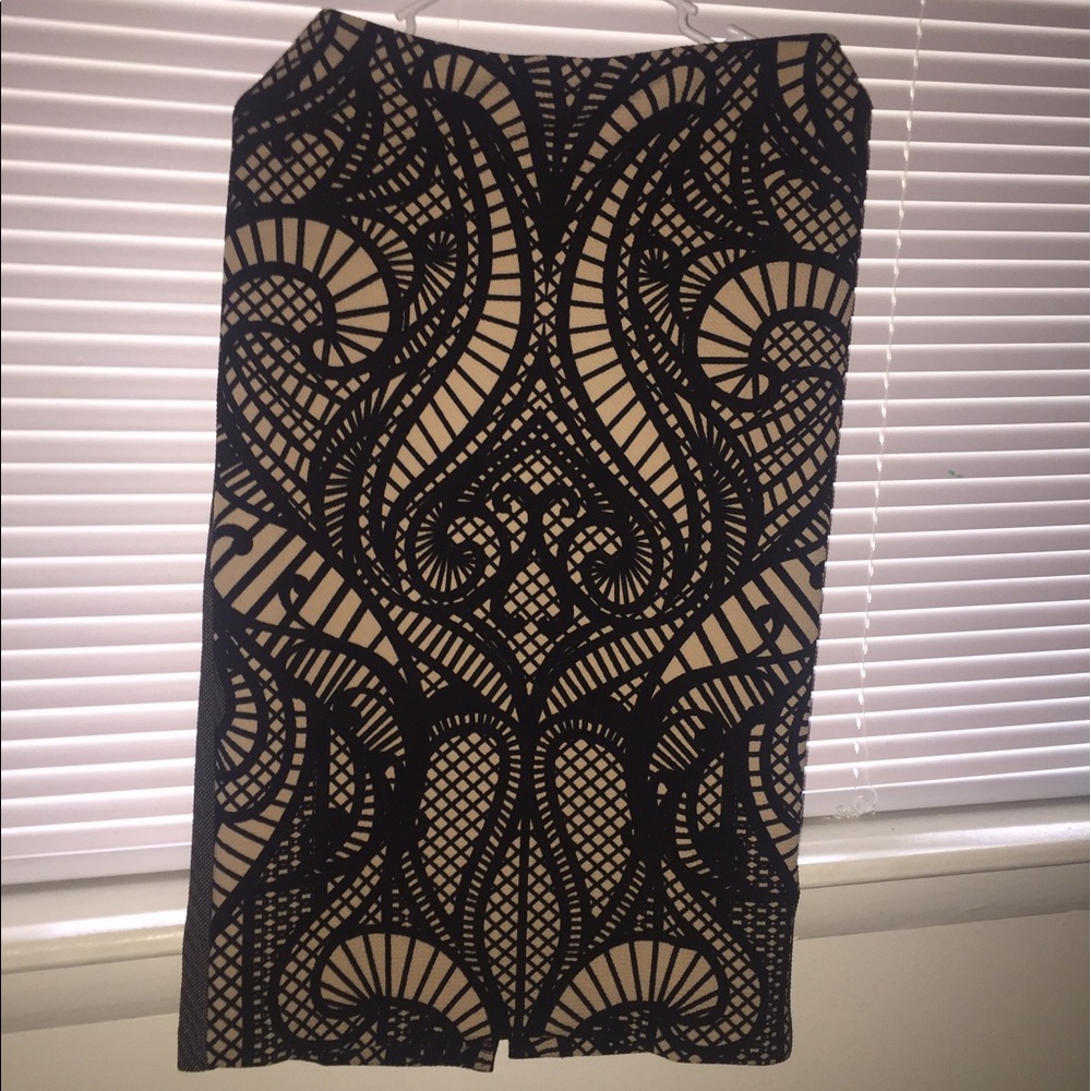 Ladies pencil stretchy skirt