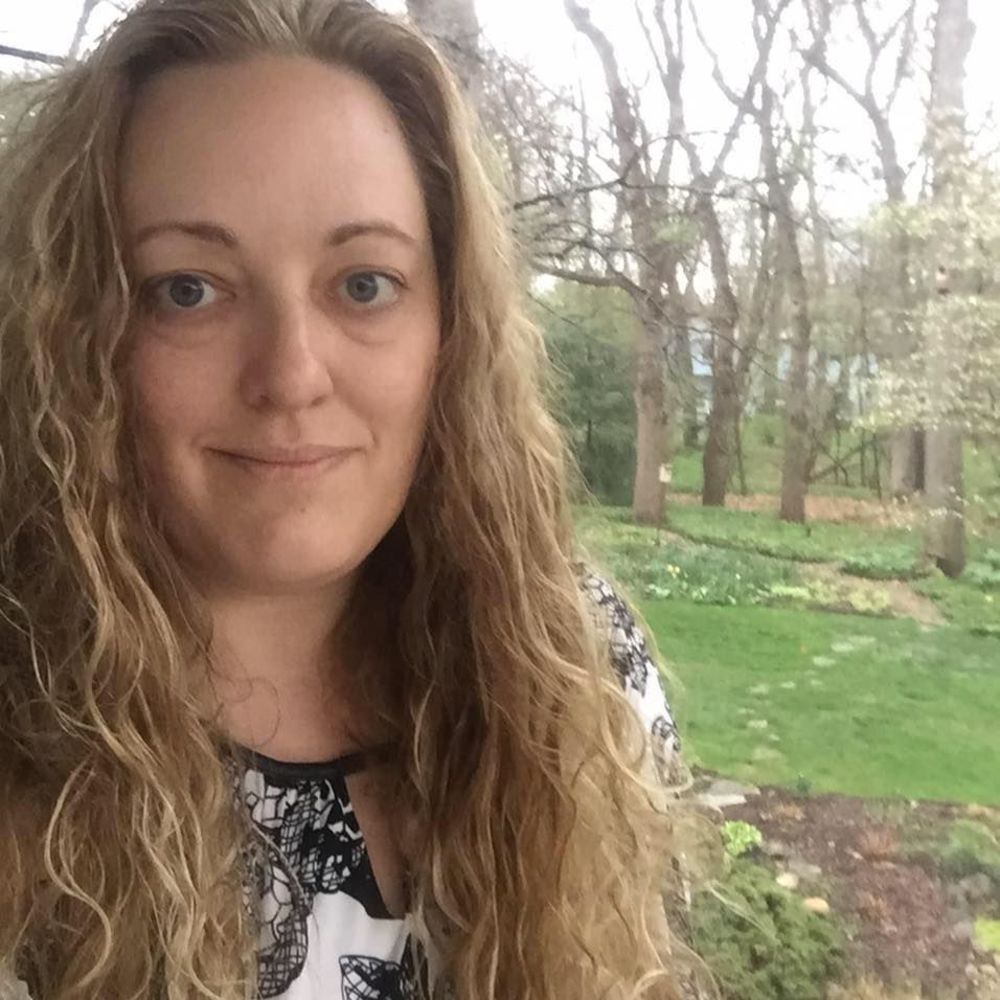 Meet your Posher, Toni