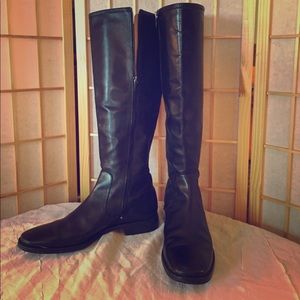 Kenneth Cole black leather zip boots