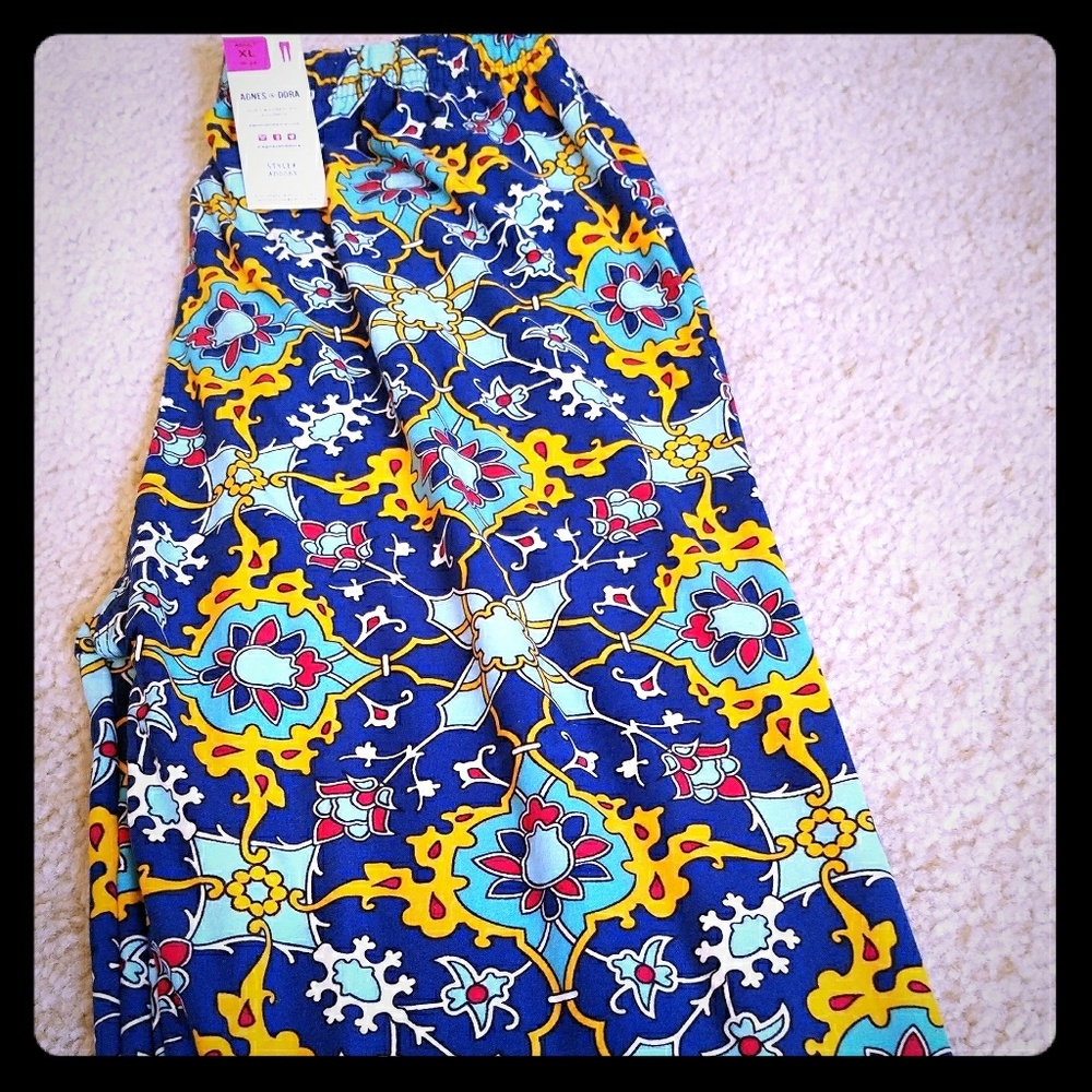 NWT Agnes and Dora Leggings