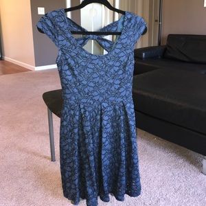 Jessica Simpson Small Blue Lace Dress