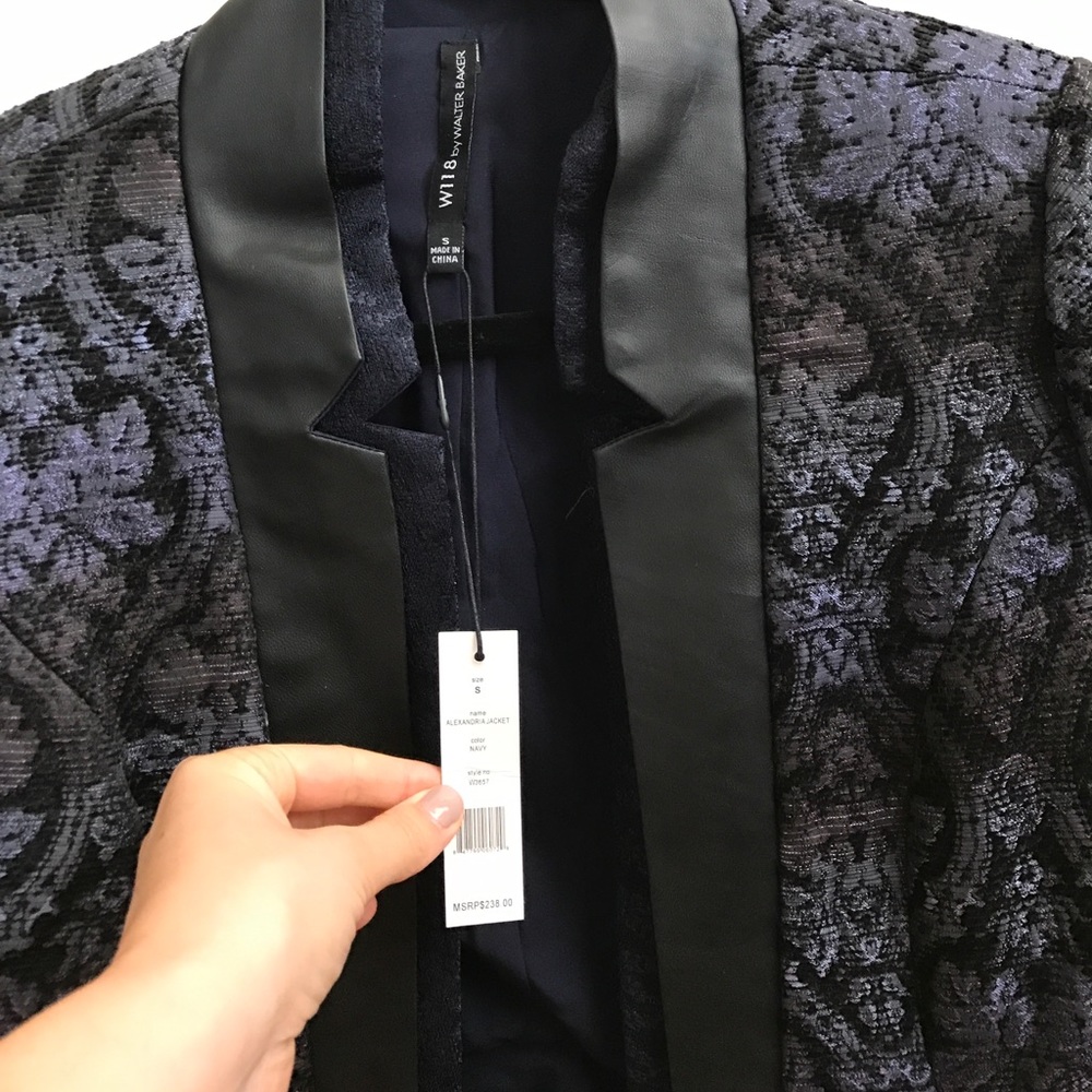 Textured blazer - Picture 3 of 4