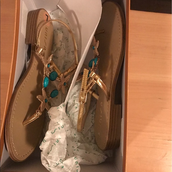 Sandals - Picture 3 of 3