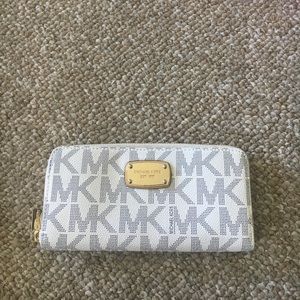 Michael Kors wallet