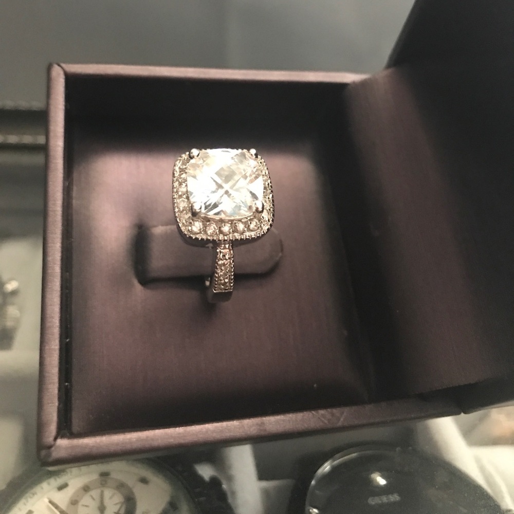 Lia Sophia at last ring