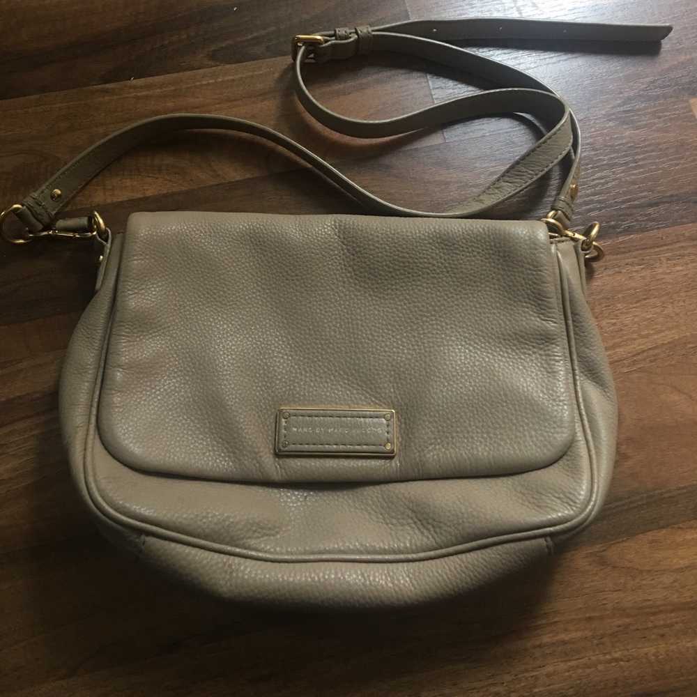 Marc by Marc Jacobs cement beige shoulder bag