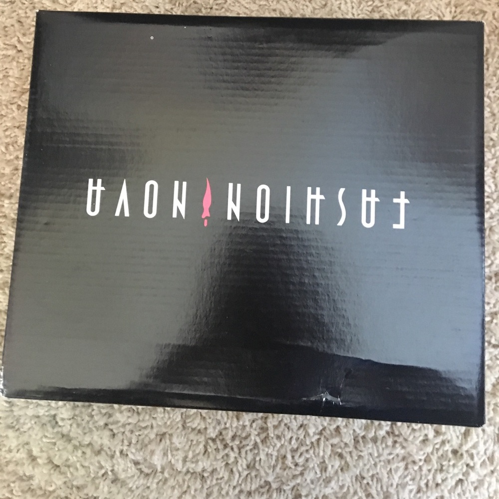 Fashion nova heels