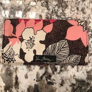 SOLD. Vera Bradley Mocha Rouge Checkbook Cover