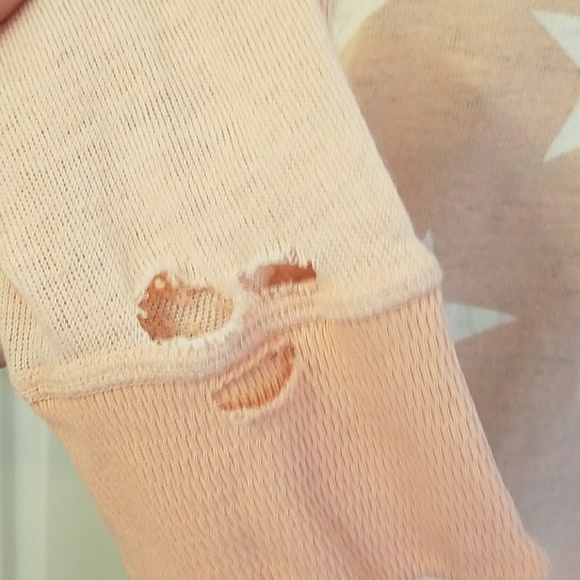 SOLDWildfox Starshine Destroyed Sweater EUC - Picture 4 of 7