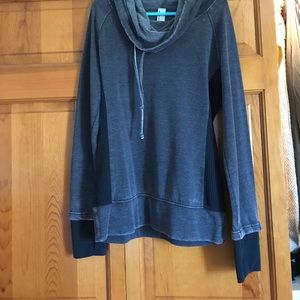 Mondetta cowl sweater