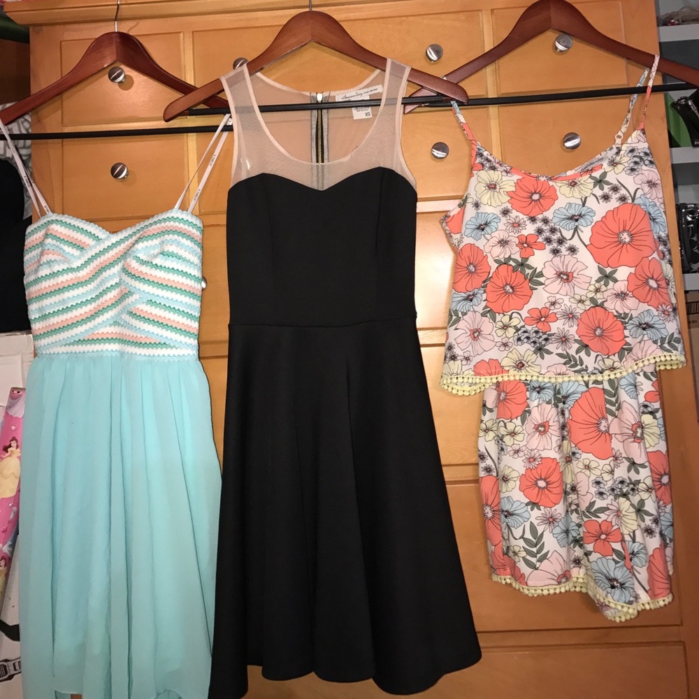 USED dresses XS / S / 3-4 - Perfect for spring!