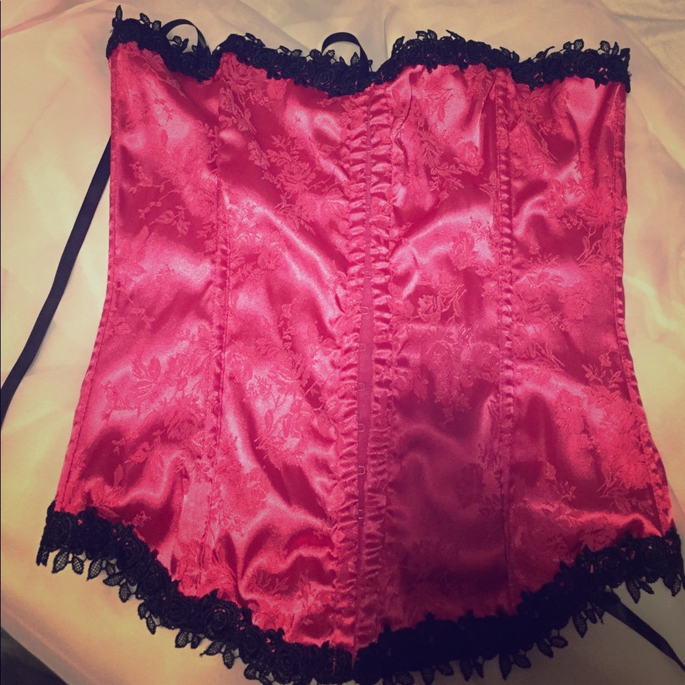 Fredericks sexy hot pink and black trim corset💗