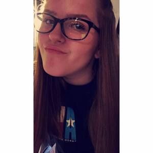 Meet your Posher, Micaela