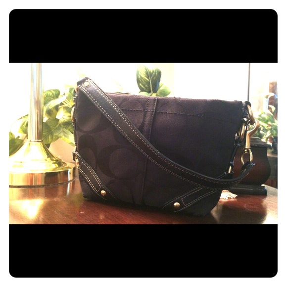 Coach Bag - Picture 1 of 1