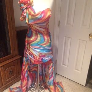 JOVANI MULTI COLORED ONE SHOULDER GOWN SIZE 4