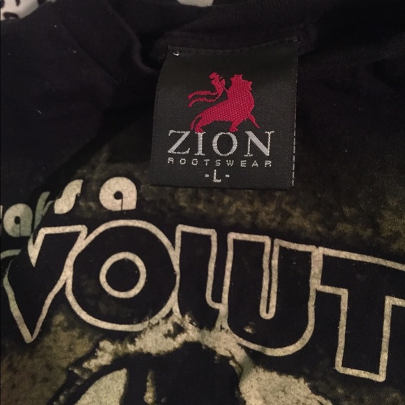 Oversized Bob Marley Tee - Picture 3 of 3