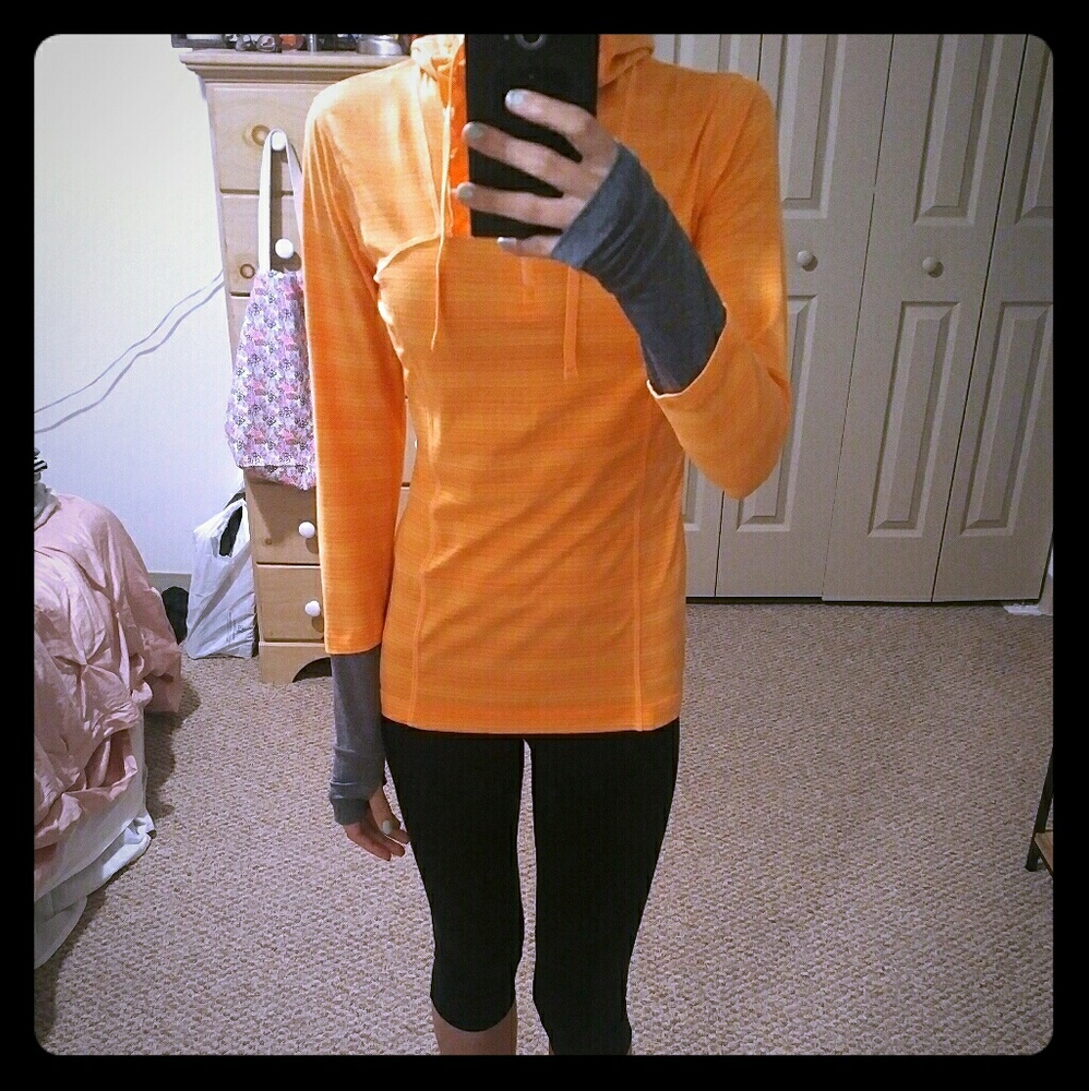 Active Pullover