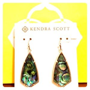 HTF Kendra Scott Carla in Abalone EUC