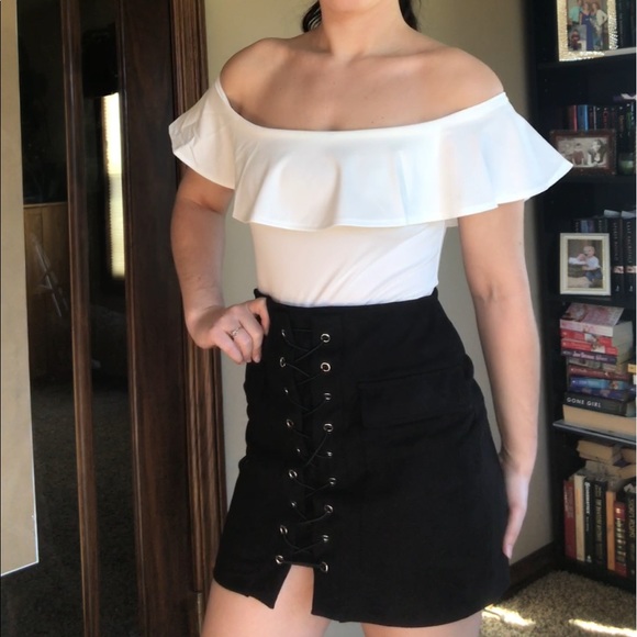 •LAST 1 || BROOKE Off the Shoulder Bodysuit - Picture 3 of 6