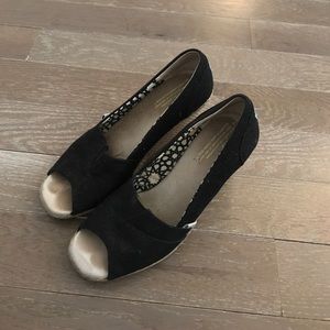 Toms Wedges