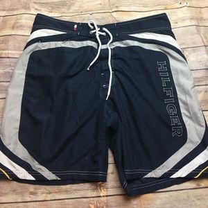 Tommy Hilfiger board shorts size Large