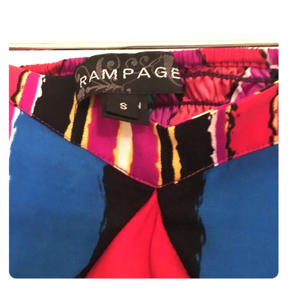 Strapless Peplum Top - Picture 3 of 3