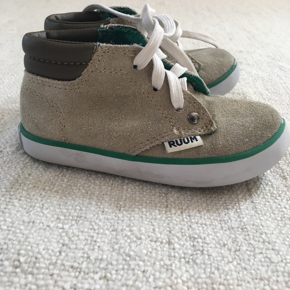 RUUM Toddler Sneaker