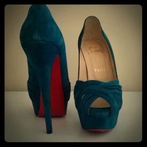 Flash sale! Christian Louboutin Suede Aborina Pump