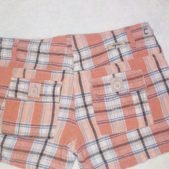 Short - Picture 2 of 2