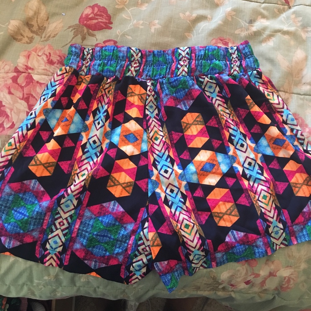 Vibrant shorts!