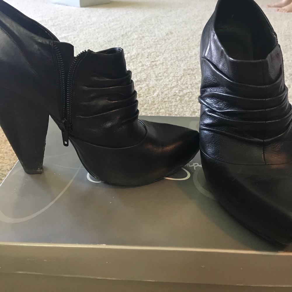 Jessica Simpson Black Booties