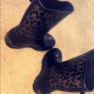 Michael kors rain boots