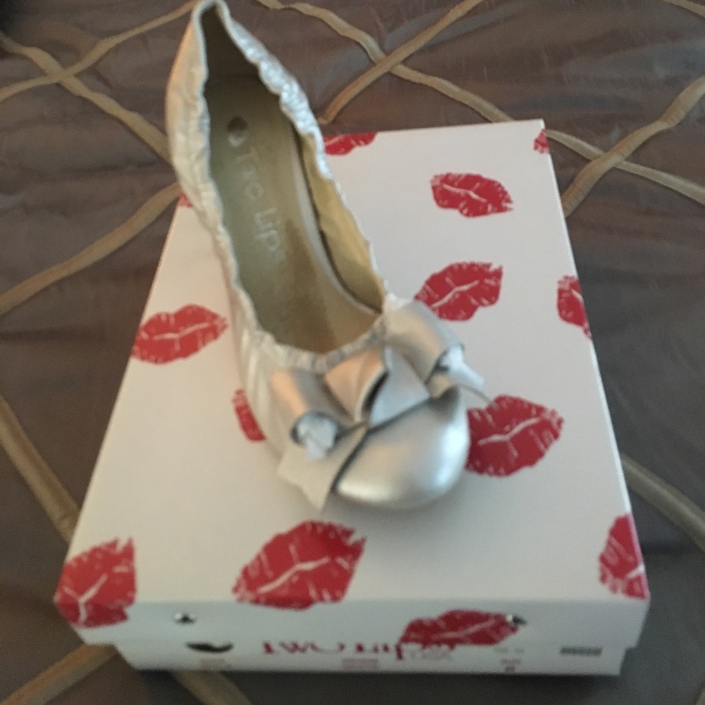 Silver Pumps