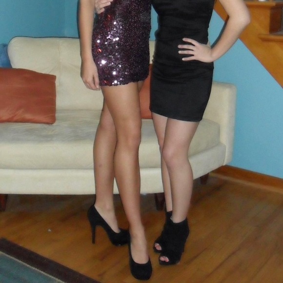 Sequin Cocktail Dress - Picture 4 of 4