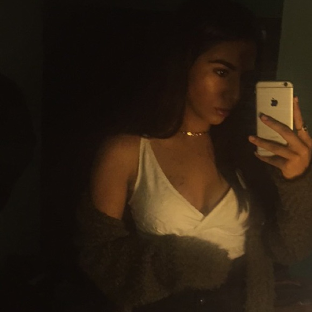 Meet your Posher, Brenda