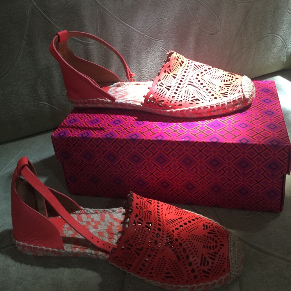 Tory Burch  / Poppy Red / Size 11b / Espadrilles