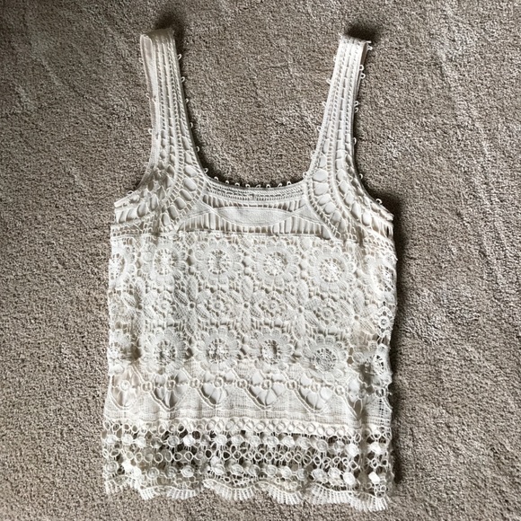 White lace crochet tank top - Picture 3 of 4