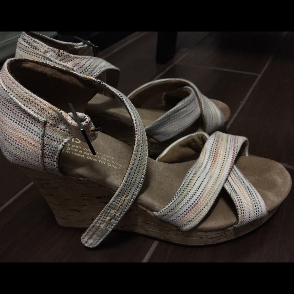Toms Wedges