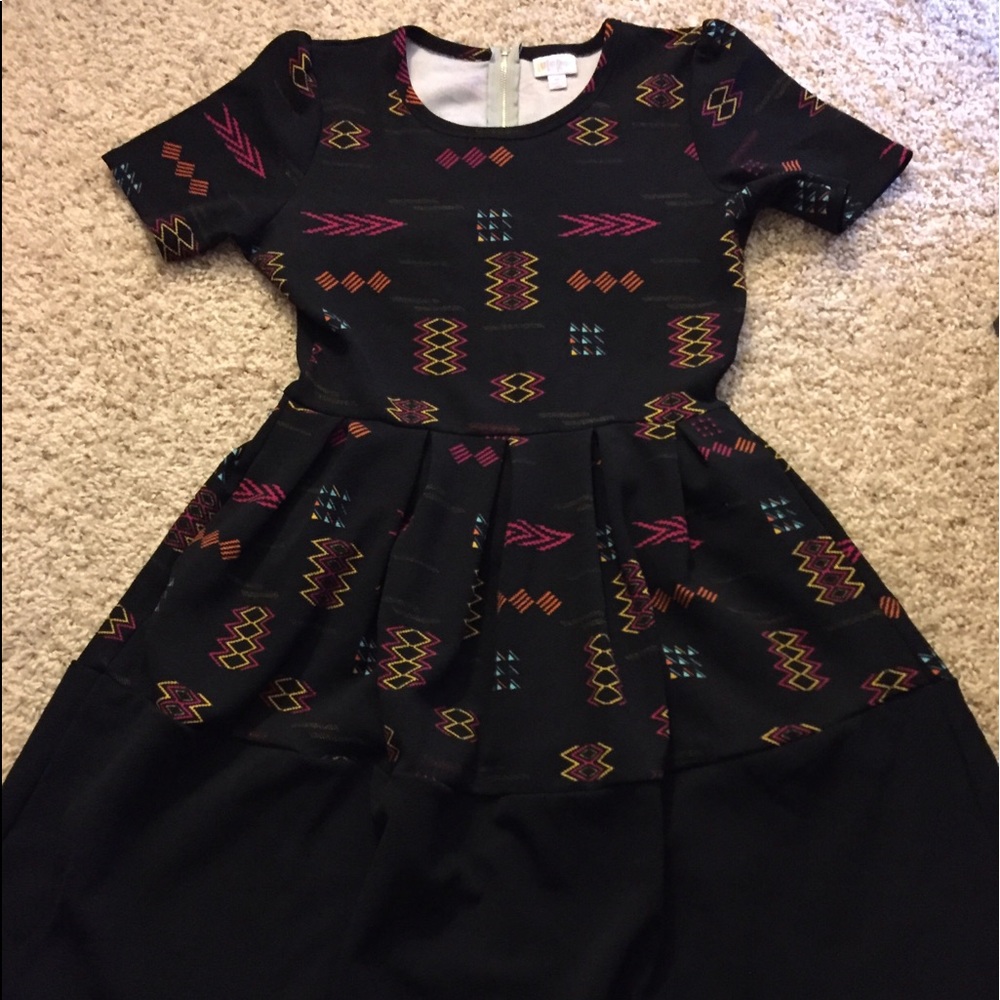 Lularoe Medium Amelia