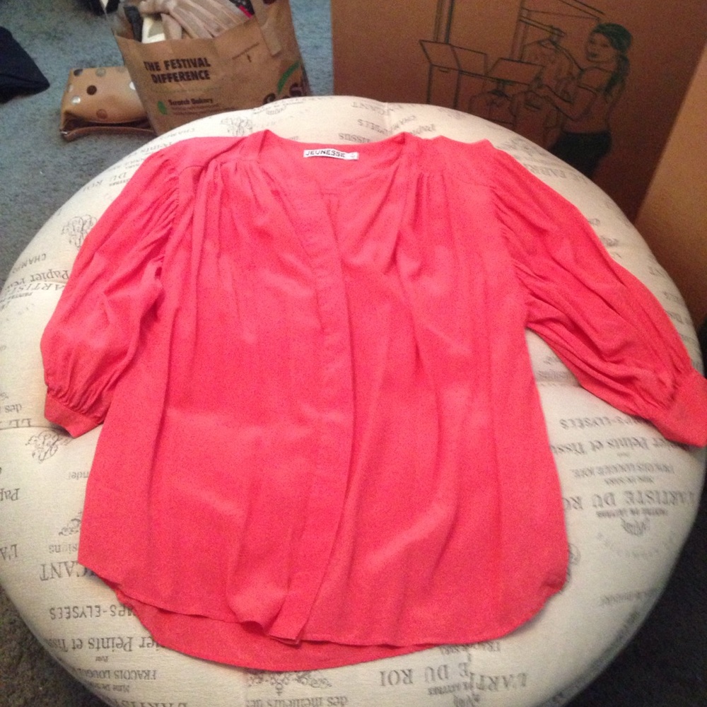 Jeunesse button blouse size medium