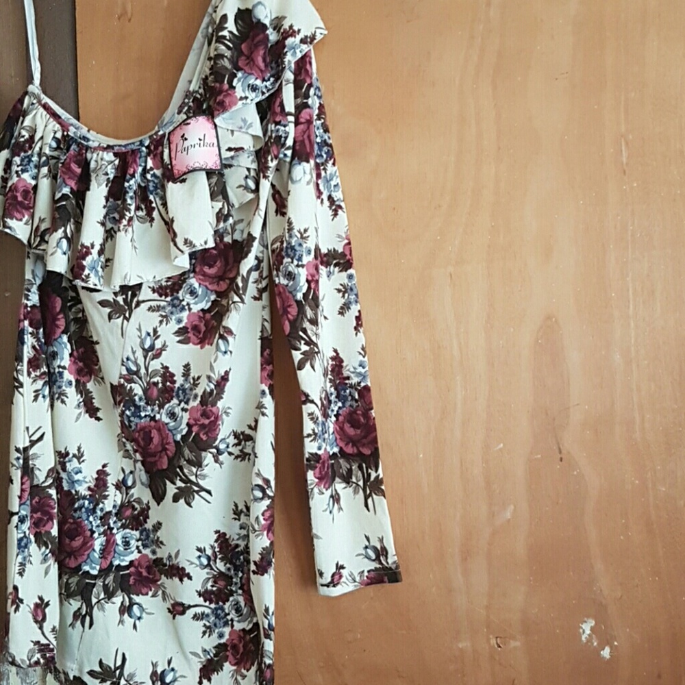 Paprika one shoulder long sleeve shirt