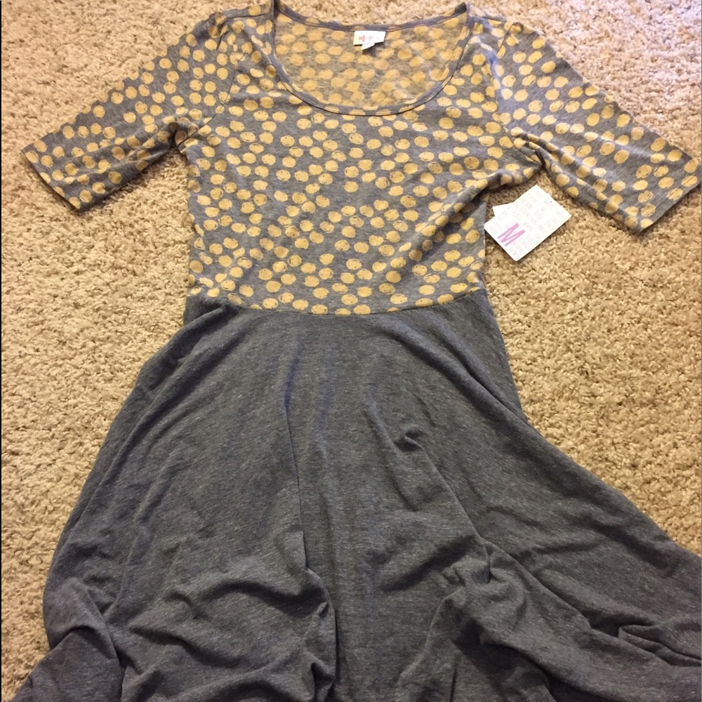 BNWT Lularoe Medium Nicole Dress