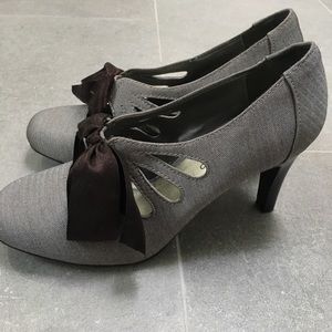 Ann Marino - brown herringbone heels