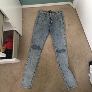 high wasted denim jeans