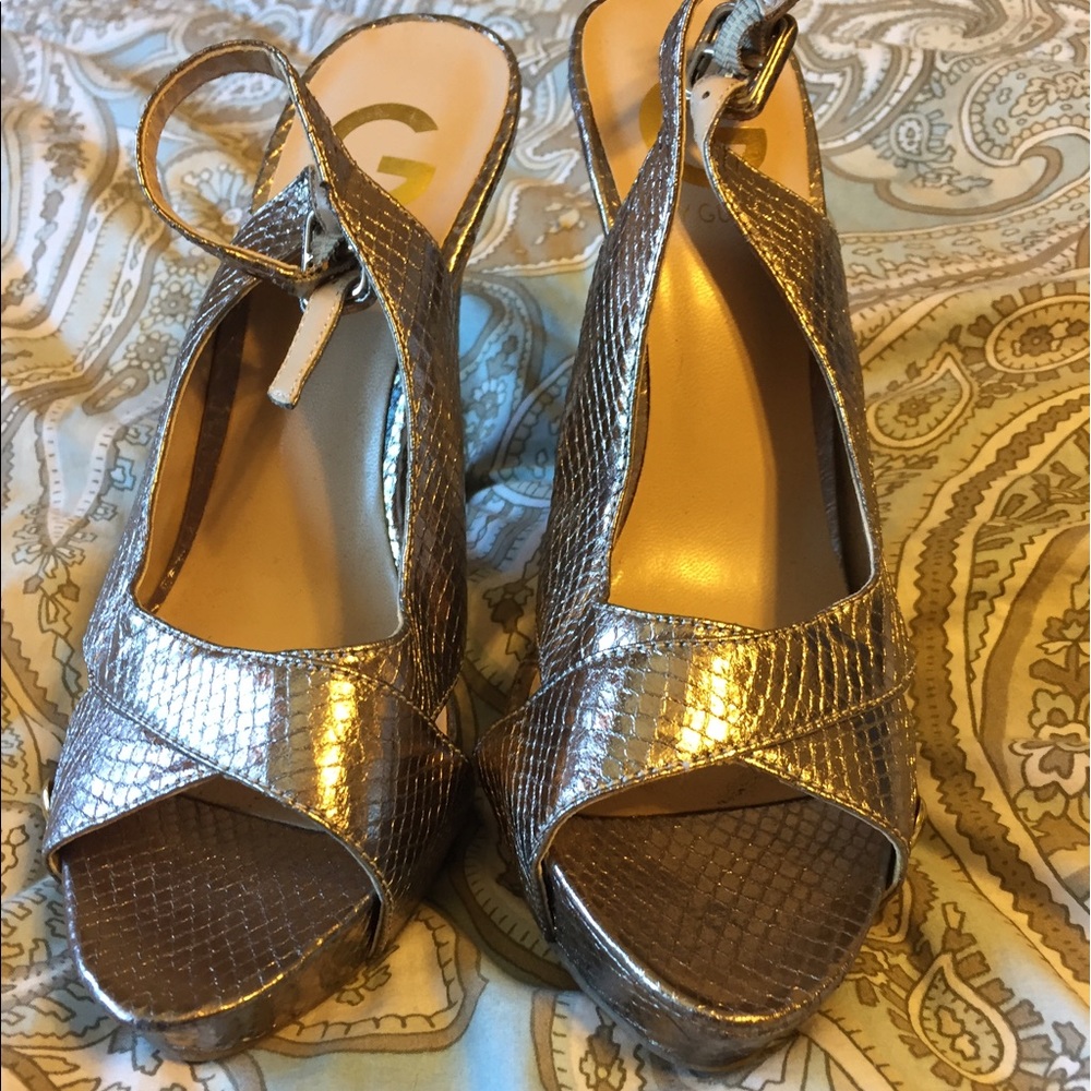 Guess Silver Heels - Picture 2 of 3