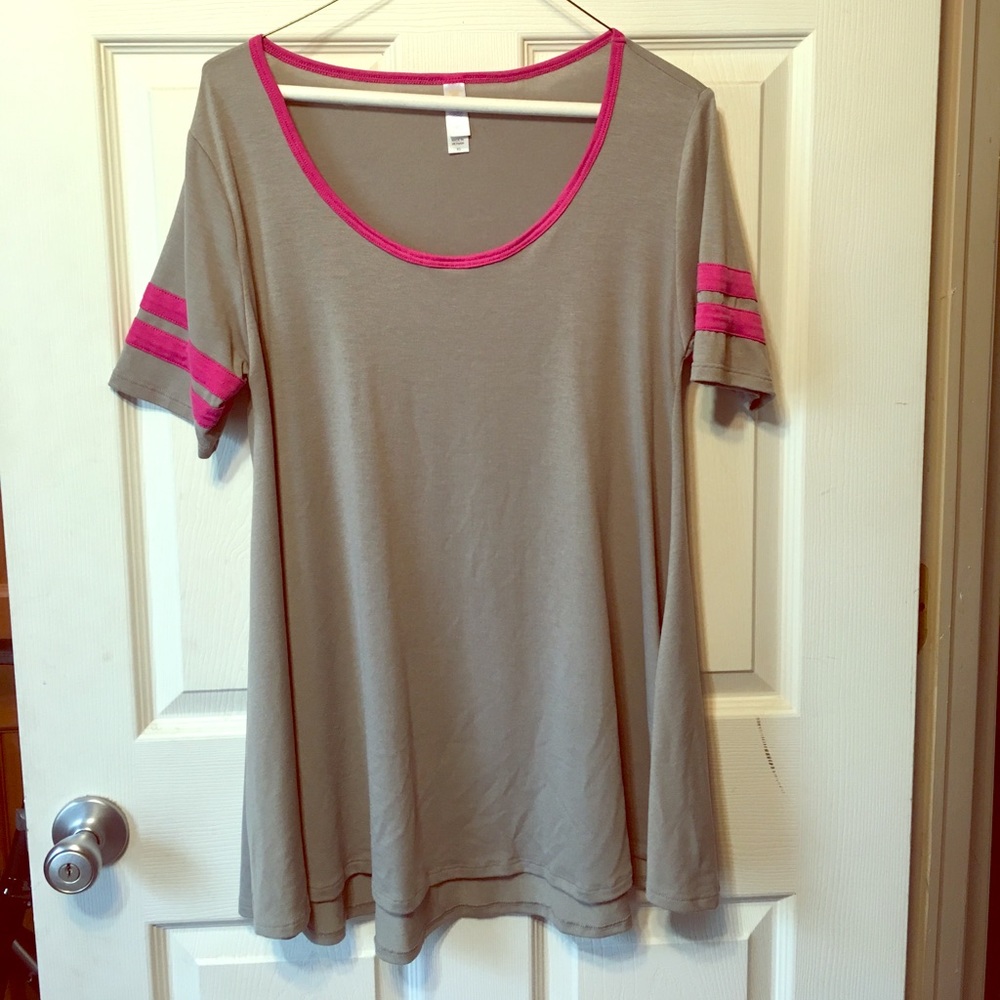 LulaRoe Perfect Tee