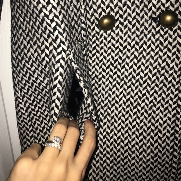 Coat - Picture 3 of 6