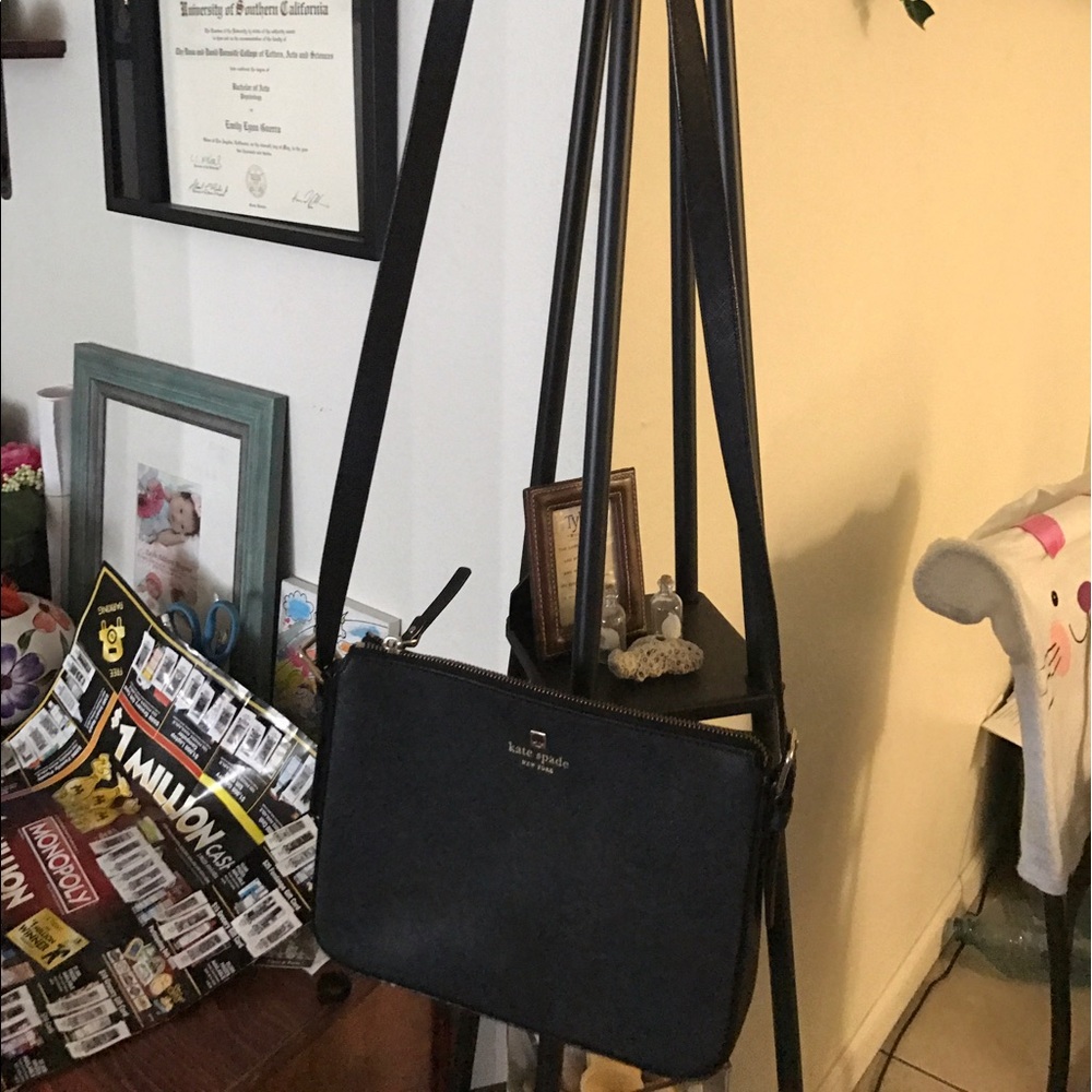 Kate Spade Purse - Picture 4 of 4
