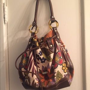FINAL SALE  Relic handbag floral & leather trim