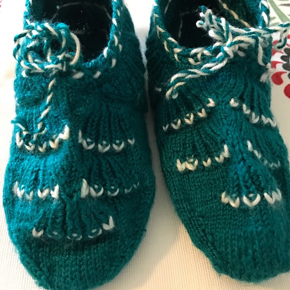 Handmade booties 🌼NWOT - Picture 4 of 6